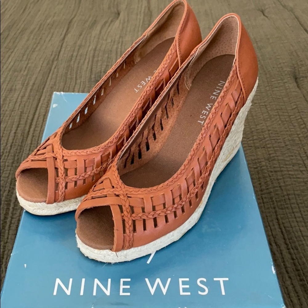 Nine West Bodkins in Creamy honey leather